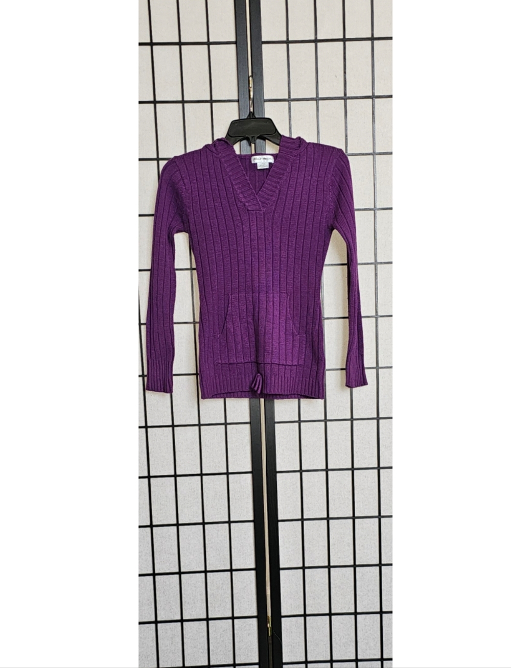 Purple Ribbed V-Neck Hoodie Sweater